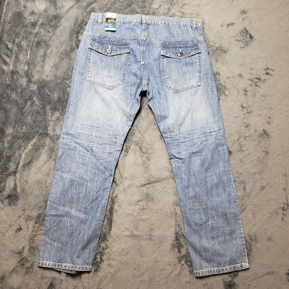 Men's Light Blue Jeans